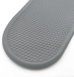 Kitchen4you Ovenwanten - Hoge Kwaliteit - Ovenhandschoenen - Grijs - Siliconen - Katoen 16 Kitchen4you Ovenwanten - Hoge Kwaliteit - Ovenhandschoenen - Grijs - Siliconen - Katoen -Merkloos Verkoopwinkel 1160x1200