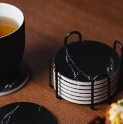 Sincer Keramische Onderzetters Voor Glazen Met Houder – Set Van 6 Zwarte Keramische/Marmeren Onderleggers –Luxe/Modern Design - Premium Kwaliteit – Kurken Antislip Onderkant – Hittebestendig – Zeer Absorberend – Rond – Duurzaam/Milieuvriendelijk 14 Sincer Keramische Onderzetters Voor Glazen Met Houder – Set Van 6 Zwarte Keramische/Marmeren Onderleggers –Luxe/Modern Design - Premium Kwaliteit – Kurken Antislip Onderkant – Hittebestendig – Zeer Absorberend – Rond – Duurzaam/Milieuvriendelijk -Merkloos Verkoopwinkel 1191x1200 8