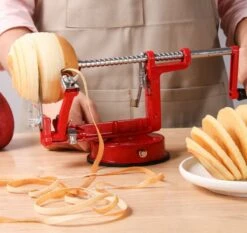 3-In-1 Appelmachine Rood - Appelboor, Appelschiller En Appelsnijder - Fruitsnijder - Groentesnijder - Klokhuis Verwijderaar - Fruitmachine - Keukenapparaat -Merkloos Verkoopwinkel 1200x1134 1