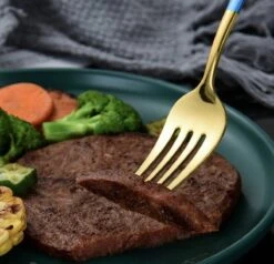 Merkloos Bestekset - 24 Delig Bestekset - 6 Personen - Rood/Goud - Tafellepels/Tafelmessen/Tafelvorken/Koffielepels - Roestvrij Staal -Merkloos Verkoopwinkel 1200x1156 1