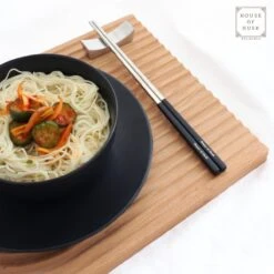 House Of Husk Chopsticks Set - Koreaanse Eetstokjes - Vaatwasserbestendig - RVS - 5 Paar - Duo Tone - Zwart Zilver 9 House Of Husk Chopsticks Set - Koreaanse Eetstokjes - Vaatwasserbestendig - RVS - 5 Paar - Duo Tone - Zwart Zilver -Merkloos Verkoopwinkel 1200x1198 4