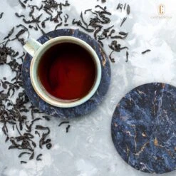 Castagnola Keramische Onderzetters Met Houder – Onderzetters Voor Glazen – Onderzetters Design – Onderzettersset – Drink Onderzetters – Keramisch – Kurk – Set Van 6 – Blauw/Goud -Merkloos Verkoopwinkel 1200x1200 1709