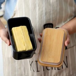 KitchenMonster® Botervloot Met Botermes - 600 Ml Botervlootje Vershouddoos Van Porselein En Bamboe - Botervloot Met Deksel Zwart -Merkloos Verkoopwinkel 1200x1200 1837
