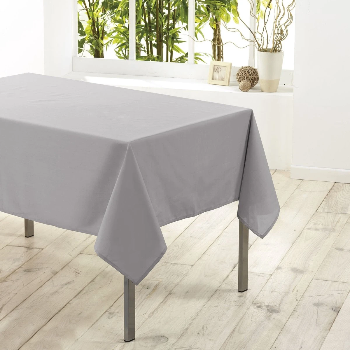 Merkloos Lichtgrijs Tafelkleed/Tafelzeil Van Polyester Met Formaat 140 X 250 Cm - Basic Eettafel Tafelkleden 1 Merkloos Lichtgrijs Tafelkleed/Tafelzeil Van Polyester Met Formaat 140 X 250 Cm - Basic Eettafel Tafelkleden