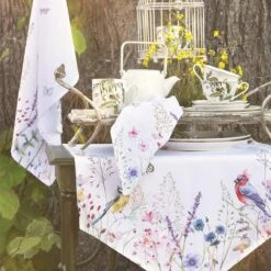 Clayre & Eef Tafelkleed 100x100 Cm Wit Groen Katoen Vierkant Bloemen Tafellaken Tafellinnen Tafeltextiel -Merkloos Verkoopwinkel 1200x1200 2016