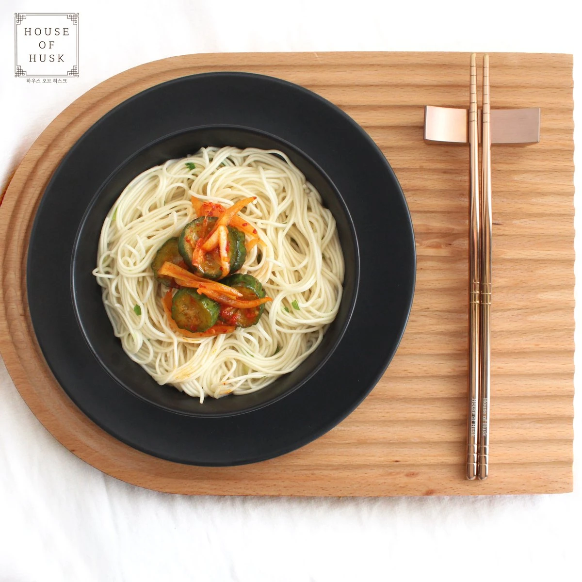 House Of Husk Chopsticks Set - Koreaanse Eetstokjes - Vaatwasserbestendig - RVS - 5 Paar - Rose Goud 3 House Of Husk Chopsticks Set - Koreaanse Eetstokjes - Vaatwasserbestendig - RVS - 5 Paar - Rose Goud - Afbeelding 3