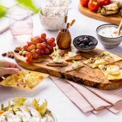 Bowls And Dishes Pure Olive Wood Olijfhouten Borrelplank - Serveerplank - Hapjesplank - Tapasplank - Kaasplank 40 T/m 45 Cm - Cadeau Tip! -Merkloos Verkoopwinkel 1200x1200 2270