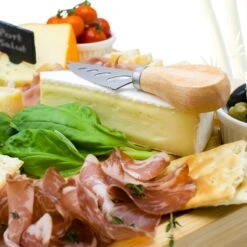 AWEMOZ Borrelplank Hout - Tapasplank Met Schaaltjes - Serveerplank Hout - Kaasplank Met Kaasmesjes - Bamboe Hout - Krijtbord Met Krijtjes -Merkloos Verkoopwinkel 1200x1200 2277