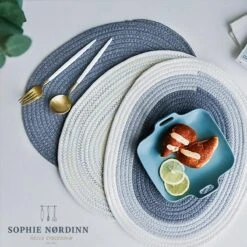Placemats Van Sophie Nordinn® - Placemat Abisko (Jute) - Set (4 Stuks) Van Katoen - 43 Cm X 34 Cm 11 Placemats Van Sophie Nordinn® - Placemat Abisko (Jute) - Set (4 Stuks) Van Katoen - 43 Cm X 34 Cm -Merkloos Verkoopwinkel 1200x1200 2292