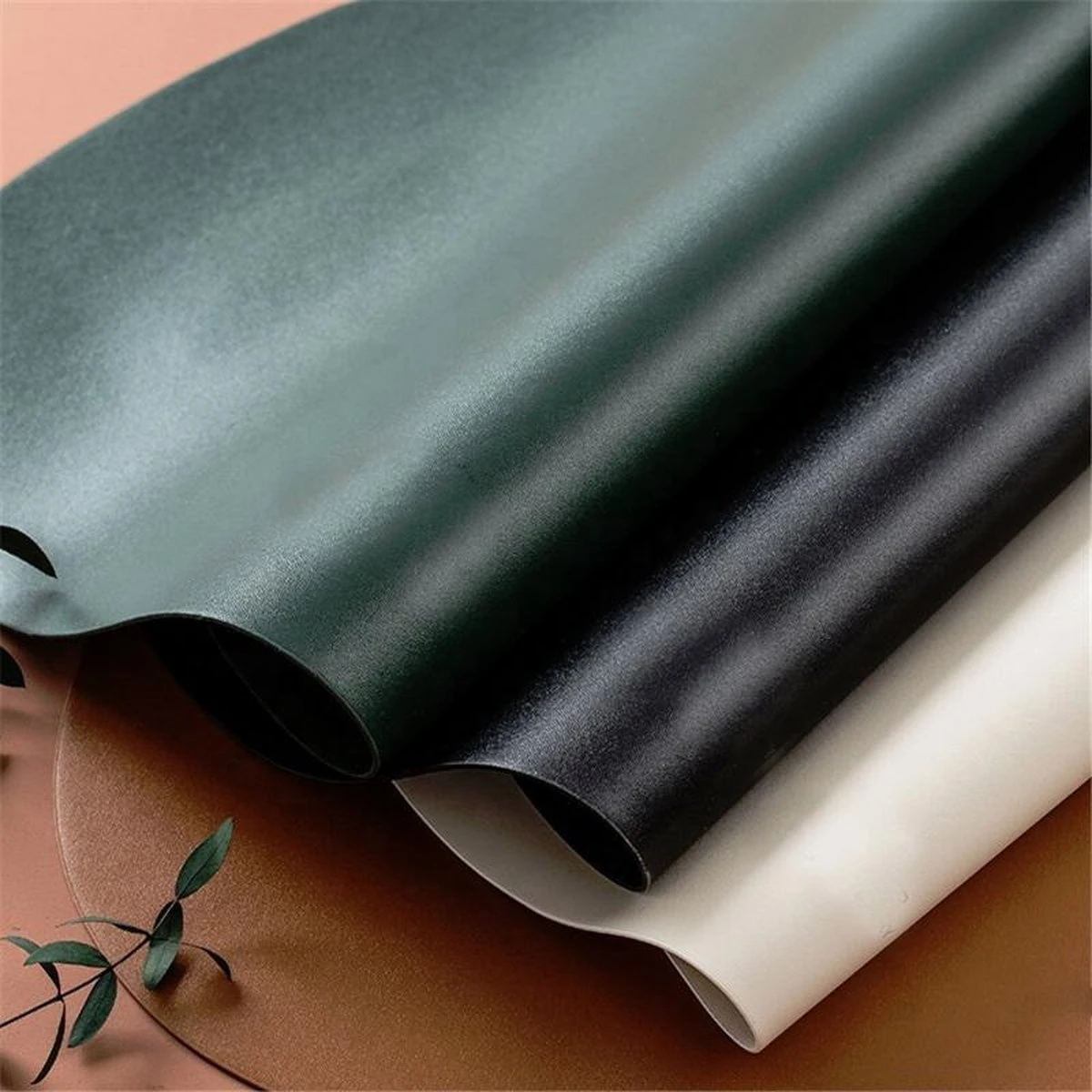 LUTCHOS Placemat Set - 12 Delig - Glorious Green - Lederlook - Waterafstotend - Krasbestendig 8 LUTCHOS Placemat Set - 12 Delig - Glorious Green - Lederlook - Waterafstotend - Krasbestendig - Afbeelding 8