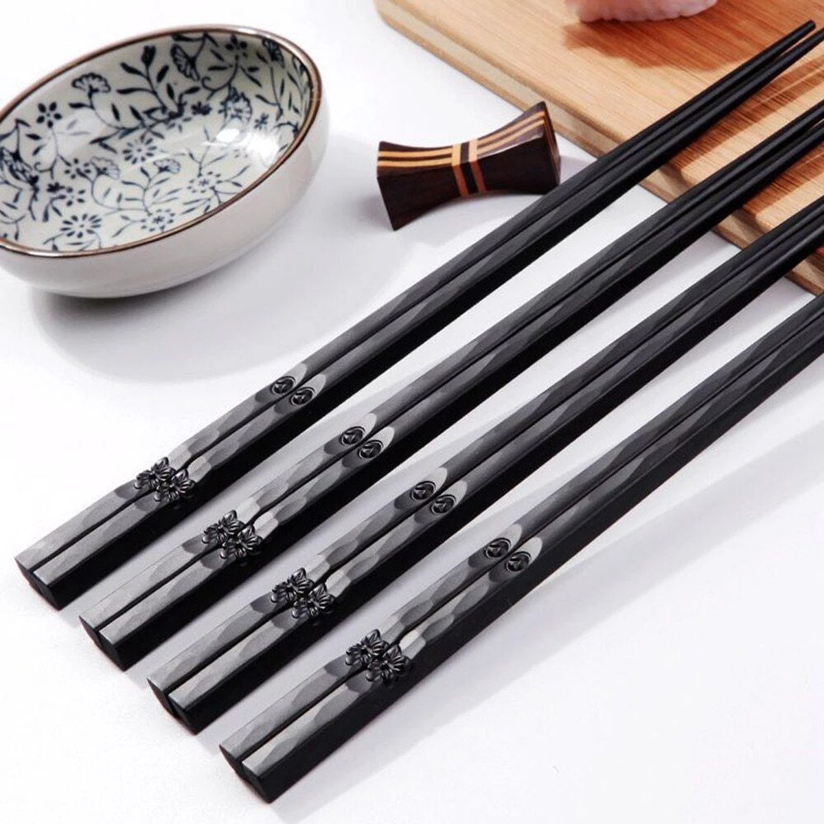 KELERINO. Chopsticks Set (2 Stokjes) - Eetstokjes Sushi - Bloemen 1 KELERINO. Chopsticks Set (2 Stokjes) - Eetstokjes Sushi - Bloemen