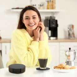 Castagnola Lederen Onderzetters Met Houder – Onderzetters Voor Glazen – Onderzetters Design – Onderzettersset – Drink Onderzetters – Leder – Leren Onderzetters – Set Van 6 – Zwart -Merkloos Verkoopwinkel 1200x1200 2593