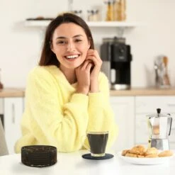 Castagnola Lederen Onderzetters Met Houder – Onderzetters Voor Glazen – Onderzetters Design – Onderzettersset – Drink Onderzetters – Leder – Leren Onderzetters – Set Van 6 – Zwart/Goud -Merkloos Verkoopwinkel 1200x1200 2600