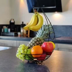 Merkloos Fruitmand Met Banaanhouder – Fruitschaal Zwart – Fruitmand Zwart Metaal – Bananenhouder – Fruitmand Hangend - Decoratieve Schaal – Keuken – 27x27x39 14 Merkloos Fruitmand Met Banaanhouder – Fruitschaal Zwart – Fruitmand Zwart Metaal – Bananenhouder – Fruitmand Hangend - Decoratieve Schaal – Keuken – 27x27x39 -Merkloos Verkoopwinkel 1200x1200 2632
