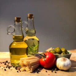 Merkloos Olie- & Azijnstel MDO - Olie- & Azijnset - Oliefles - Olieflessen - Olijfolie Fles - Incl. Kurk - 250ml - Glas 6 Merkloos Olie- & Azijnstel MDO - Olie- & Azijnset - Oliefles - Olieflessen - Olijfolie Fles - Incl. Kurk - 250ml - Glas -Merkloos Verkoopwinkel 1200x1200 2859