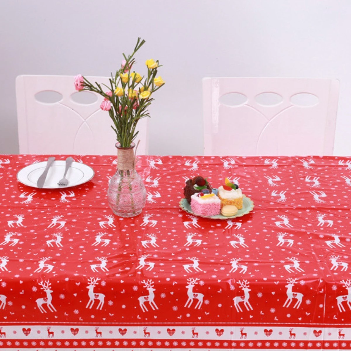 Pazzo Festa - Wegwerp Tafelkleed - 2 Stuks - Kerst - Rood Wit - Vlek & Geurvrij - Party's - 2 Pazzo Festa - Wegwerp Tafelkleed - 2 Stuks - Kerst - Rood Wit - Vlek & Geurvrij - Party's - - Afbeelding 2