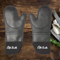 Ovenwanten - 2 Stuks - Bescherming Tot 230 °C - Zwart - Siliconen - Flexibel 11 Ovenwanten - 2 Stuks - Bescherming Tot 230 °C - Zwart - Siliconen - Flexibel -Merkloos Verkoopwinkel 1200x1200 553