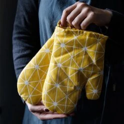 Ovenwanten Van Sophie Nordinn® - Ovenhandschoenen Lund (Artistiek Zwart) - Ovenwanten 2 Stuks - Katoen -Merkloos Verkoopwinkel 1200x1200 818