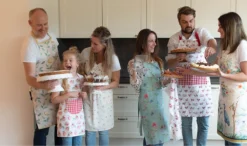 Clayre & Eef Keukenschort 70x85 Cm Beige Katoen Tropisch Motief BBQ Schort Cadeau Voor Haar Kookschort -Merkloos Verkoopwinkel 1200x711 2