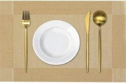Four Love Placemats Kunststof - Kleur Goud (meerdere Kleuren Beschikbaar) - 4 Stuks - Decoratie Voor Binnen - Tafeldecoratie - Housewarming Cadeau - Bruiloft Decoratie - 45 X 30 Cm -Merkloos Verkoopwinkel 1200x797 1
