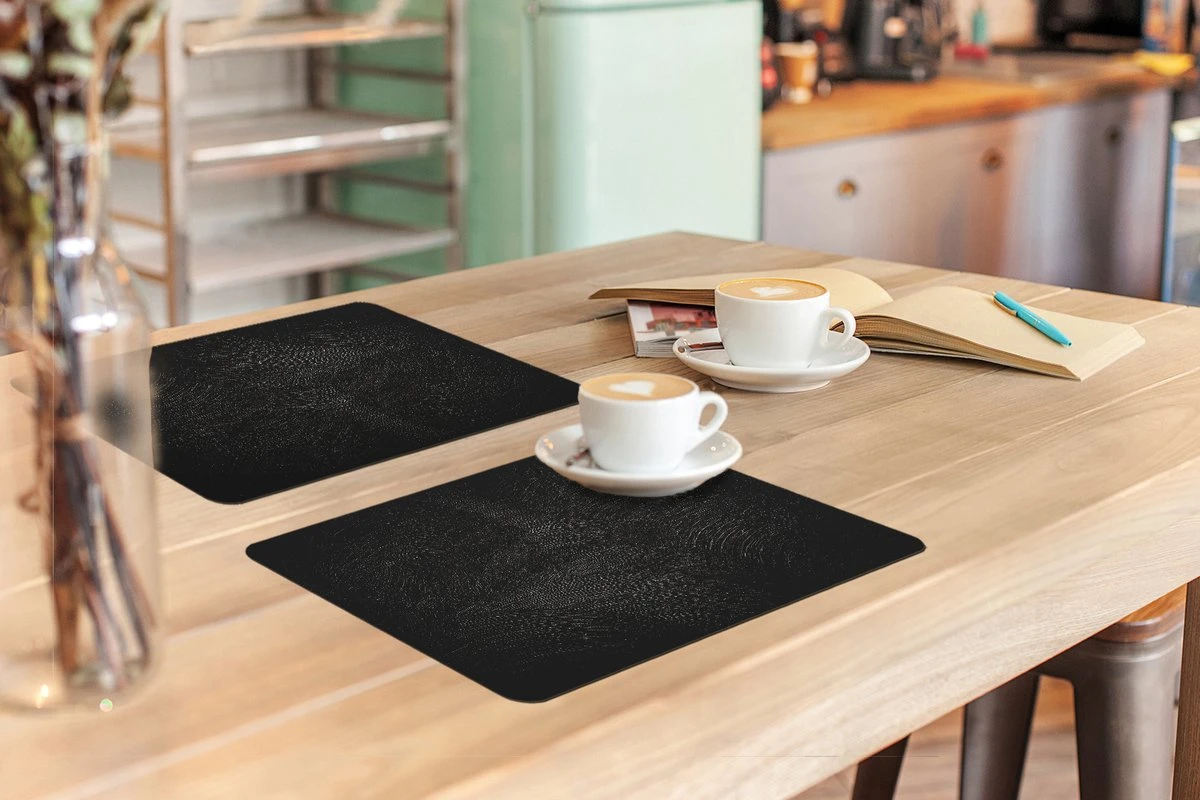 Placemat - Placemats Kunststof - Beton - Zwart - Industrieel - 45x30 Cm - 6 Stuks - Hittebestendig - Anti-Slip - Onderlegger - Afneembaar 5 Placemat - Placemats Kunststof - Beton - Zwart - Industrieel - 45x30 Cm - 6 Stuks - Hittebestendig - Anti-Slip - Onderlegger - Afneembaar - Afbeelding 5
