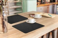 Placemat - Placemats Kunststof - Leer - Lederlook - Zwart - Grijs - 45x30 Cm - 6 Stuks - Hittebestendig - Anti-Slip - Onderlegger - Afneembaar -Merkloos Verkoopwinkel 1200x800 158