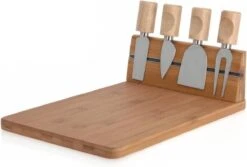 Merkloos Excellent Houseware Kaasplankje Met 4 Mesjes - Bamboe -Merkloos Verkoopwinkel 1200x812 7