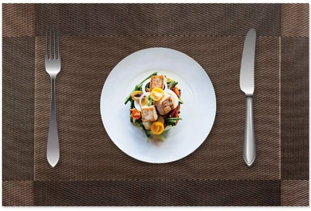 Four Love Placemats Kunststof - Kleur Bruin - Set Van 6 Stuks - Anti Slip Tafelbeschermer - Tafeldecoratie - Housewarming Cadeau - 45 X 30 Cm 1 Four Love Placemats Kunststof - Kleur Bruin - Set Van 6 Stuks - Anti Slip Tafelbeschermer - Tafeldecoratie - Housewarming Cadeau - 45 X 30 Cm