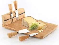 Merkloos Excellent Houseware Kaasplankje Met 4 Mesjes - Bamboe -Merkloos Verkoopwinkel 1200x931 1