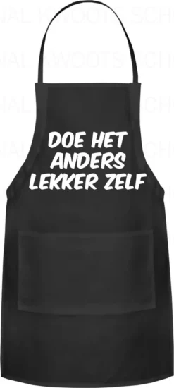 DOE HET ANDERS LEKKER ZELF Unisex Schort - Zwart - One Size (volwassenen) - Keuken Schort - Barbeque BBQ Schort - Bedieningsschort - Grappige Teksten - Original Kwoots- Voor Zowel Mannen Als Vrouwen - Verstelbaar - Wasbaar - Cadeau - Apron -Merkloos Verkoopwinkel 539x1200 1