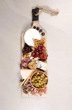 SENZA Borrelplank Met Handvat - Tapasplank - Paulownia Hout - Zwart Hout - 58 X 17 CM -Merkloos Verkoopwinkel 782x1200 1