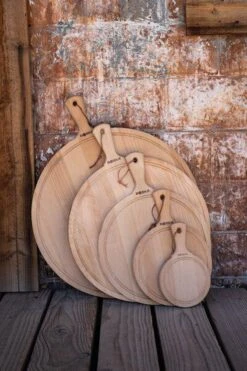 Boska Serveerplank Rond Amigo L - Borrelplank Met Handgreep - Rustiek Beukenhout - Bruin - Ø 33 Cm -Merkloos Verkoopwinkel 800x1200 54