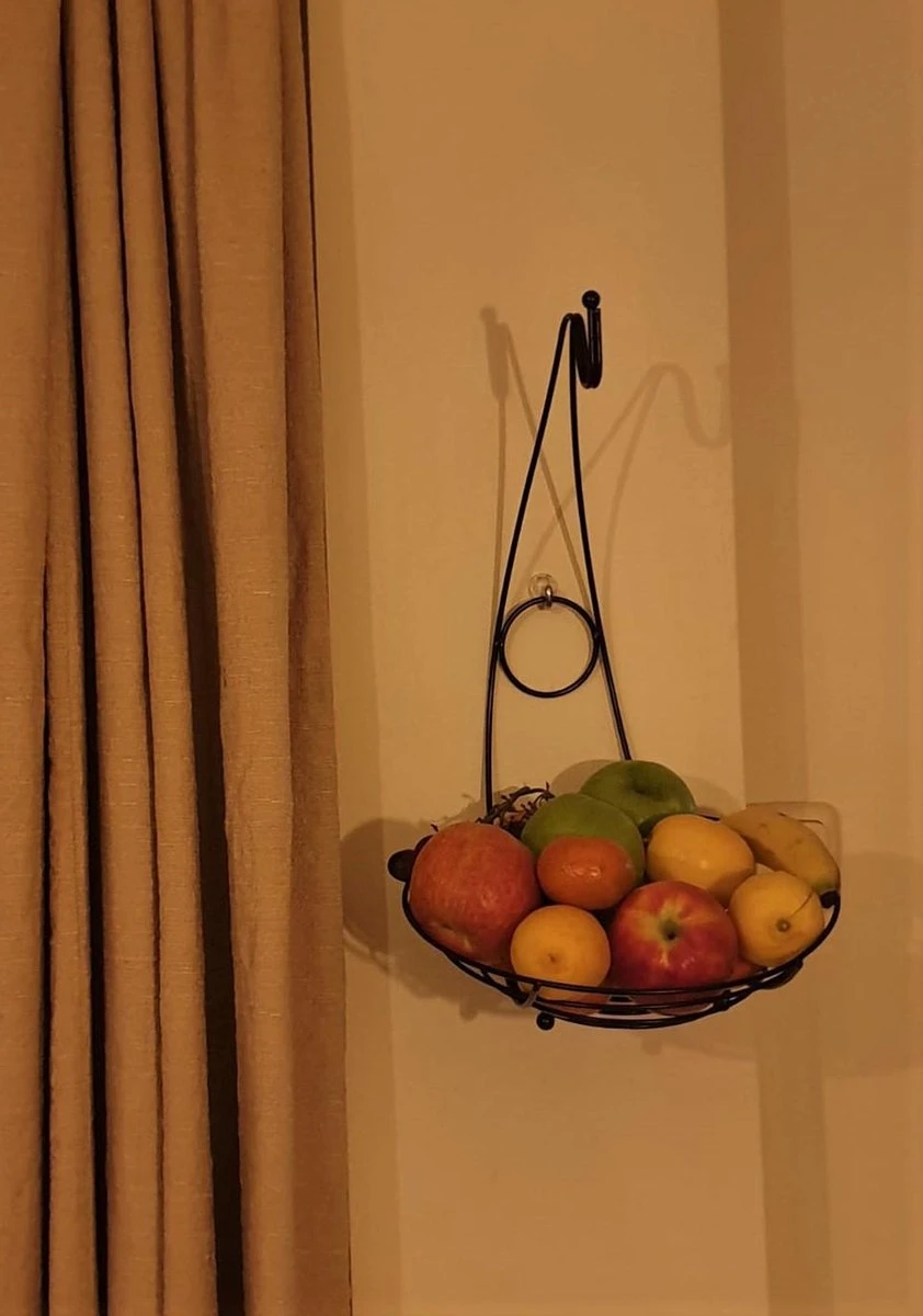 Merkloos Fruitmand Met Banaanhouder – Fruitschaal Zwart – Fruitmand Zwart Metaal – Bananenhouder – Fruitmand Hangend - Decoratieve Schaal – Keuken – 27x27x39 2 Merkloos Fruitmand Met Banaanhouder – Fruitschaal Zwart – Fruitmand Zwart Metaal – Bananenhouder – Fruitmand Hangend - Decoratieve Schaal – Keuken – 27x27x39 - Afbeelding 2