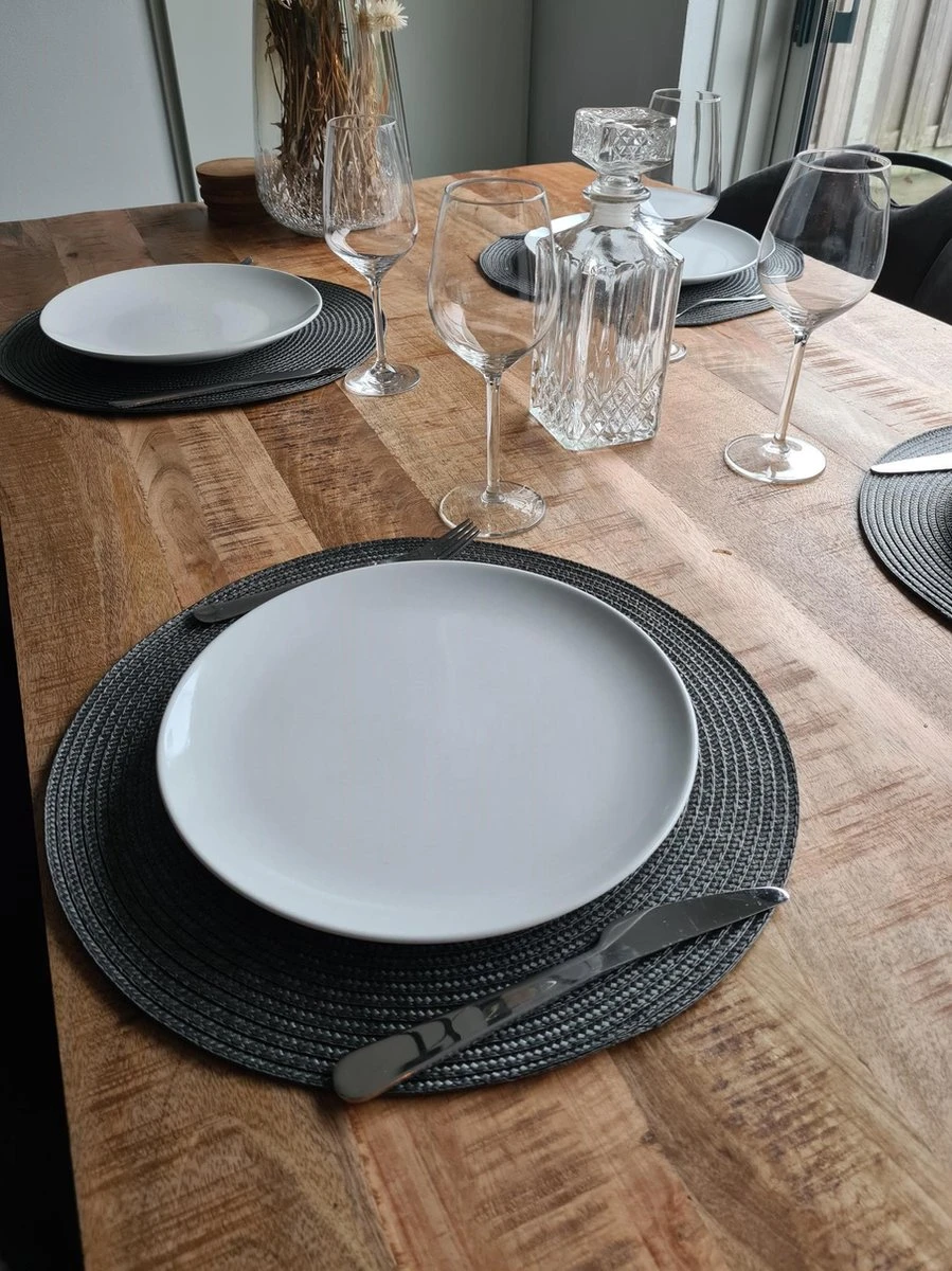 Merkloos Placemats - Rond - 38 Cm - 4 Stuks - Onderlegger - Hitte Bestendig - Donker Grijs - Luxe Uitstraling 1 Merkloos Placemats - Rond - 38 Cm - 4 Stuks - Onderlegger - Hitte Bestendig - Donker Grijs - Luxe Uitstraling