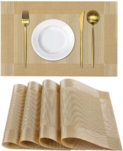 Four Love Placemats Kunststof - Kleur Goud (meerdere Kleuren Beschikbaar) - 4 Stuks - Decoratie Voor Binnen - Tafeldecoratie - Housewarming Cadeau - Bruiloft Decoratie - 45 X 30 Cm