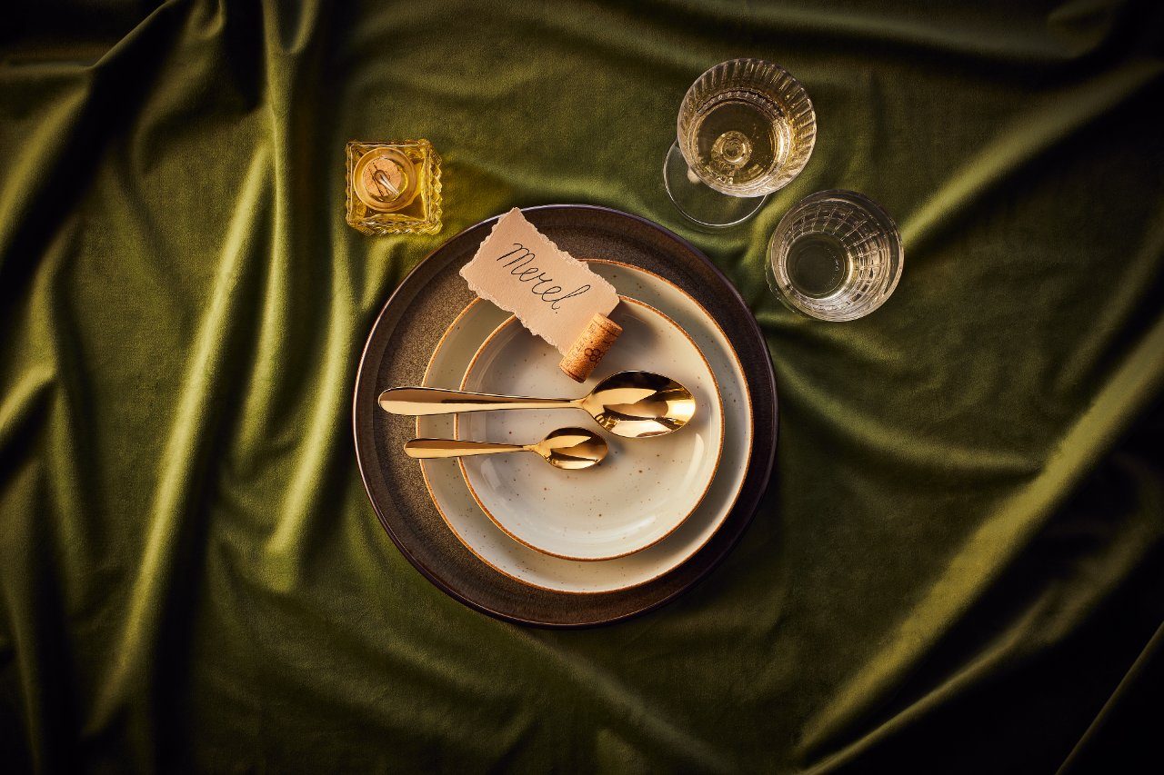 Merkloos Verkoopwinkel -Merkloos Verkoopwinkel kerst 2022 genieten met kerst sfeerbeeld sfeermakers tafelsetting 03